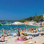 Awesome In With Sauna Pula