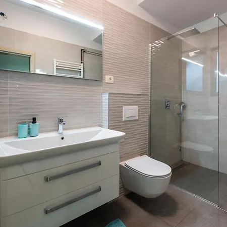 Awesome In With Sauna Hébergement de vacances