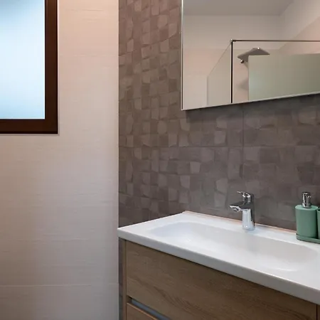 Hébergement de vacances Awesome In With Sauna *