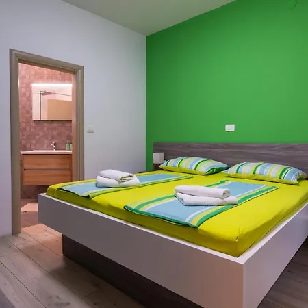 Awesome In With Sauna Hébergement de vacances *