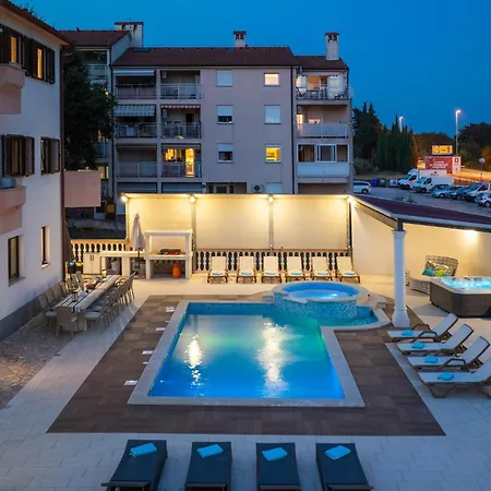 Hébergement de vacances Awesome In With Sauna Pula