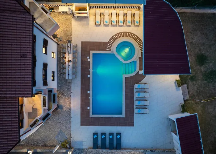 Feriehus Awesome In With Sauna