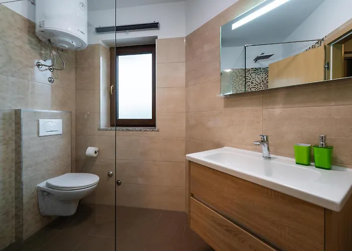 Awesome In With Sauna * Pula