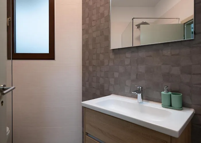 Vikendica Awesome In With Sauna *