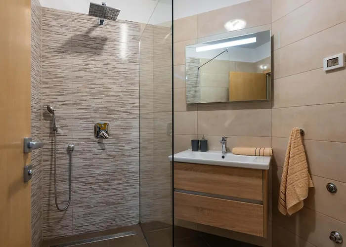 Vikendica Awesome In With Sauna *