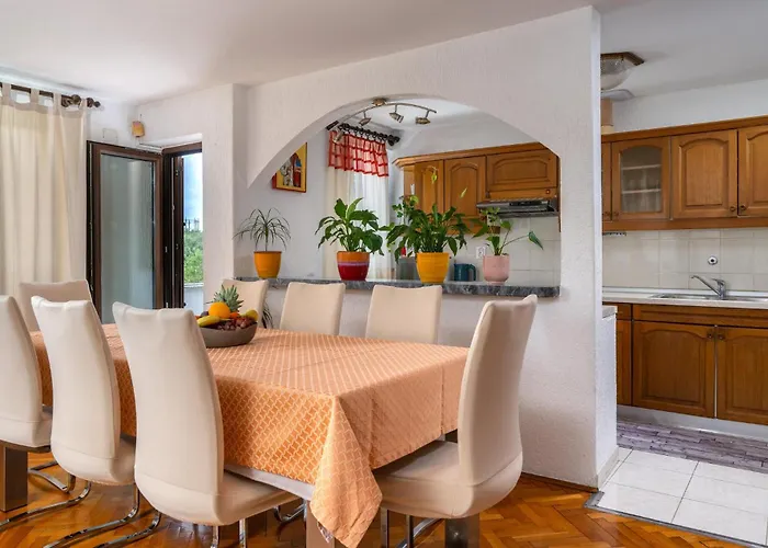 Awesome In With Sauna * Pula