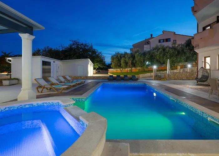 Awesome In With Sauna Vikendica