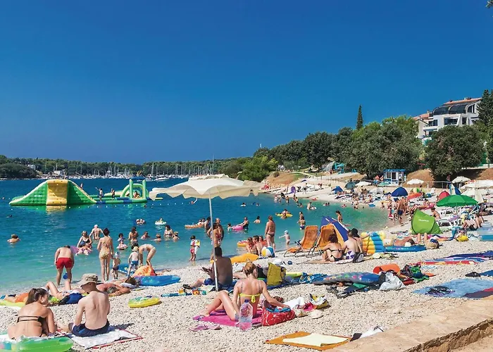 Awesome In With Sauna Pula